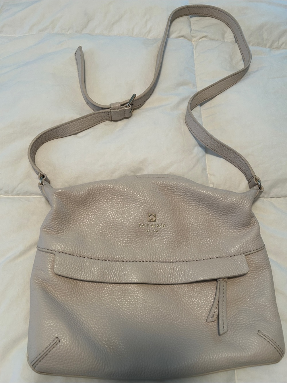 kate spade Pebbled Leather Crossbody in Light Taupe Gray